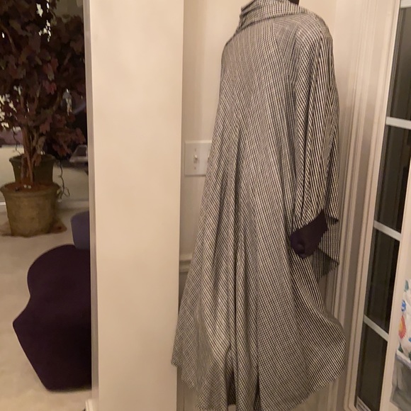 2 In 1 Custom Made Dress/Cape - Picture 4 of 16